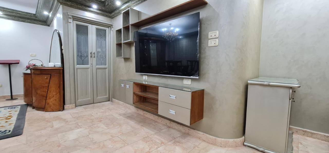 Comfy 2-bedrooms In 44-2 דירה